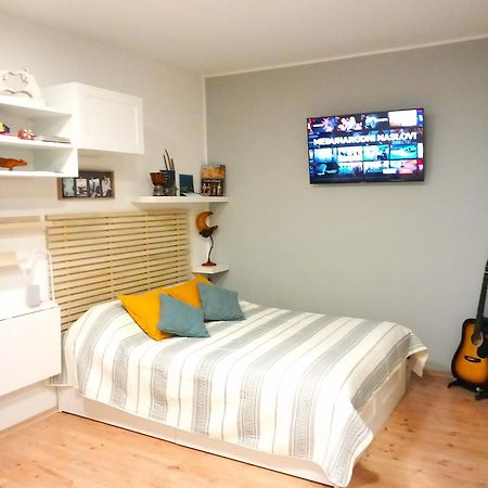 Studio Apartman "Nicole" Pula Zewnętrze zdjęcie