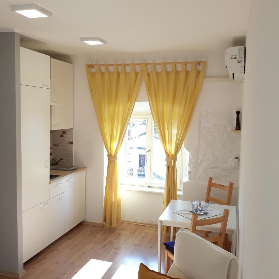 Studio Apartman "Nicole" Pula Zewnętrze zdjęcie
